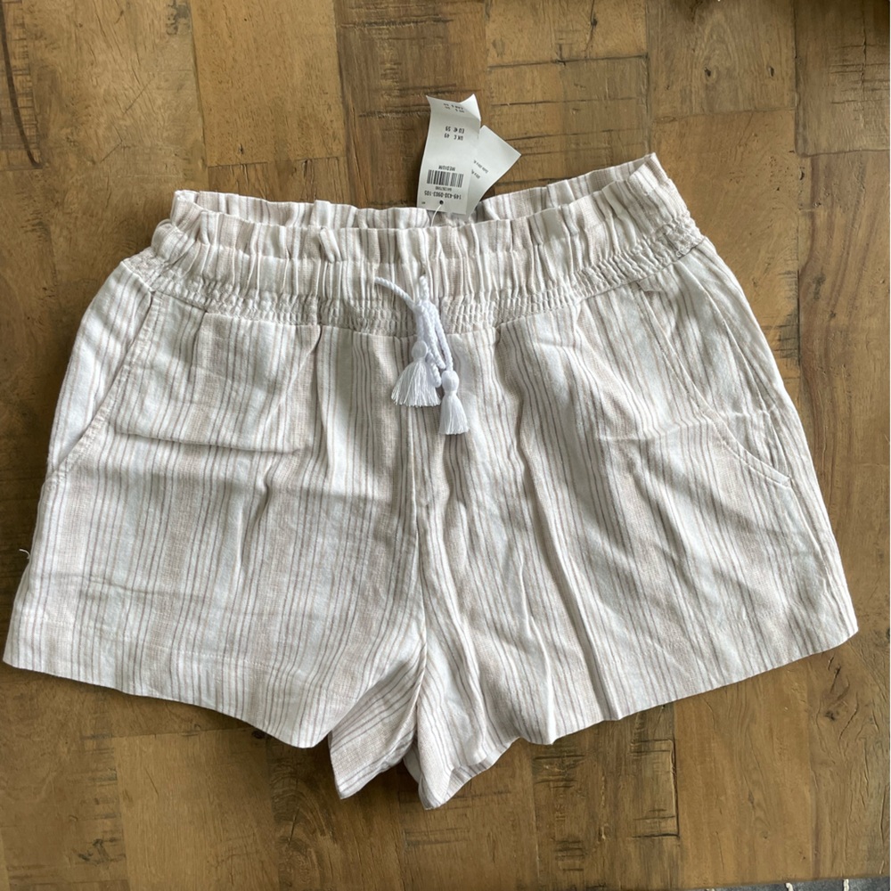 Abercrombie pull on shorts new with tags